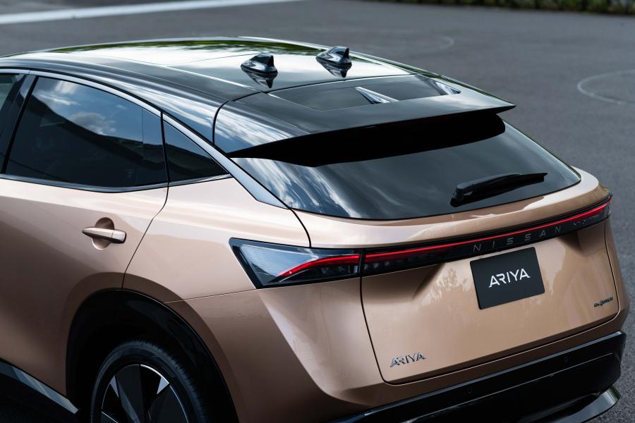 Детали экстерьера Nissan Ariya e-4orce 2020 года  (JP) (фото 34 из 53)